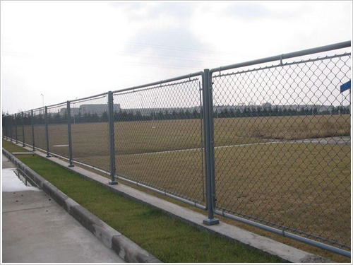 田徑場圍網(wǎng)