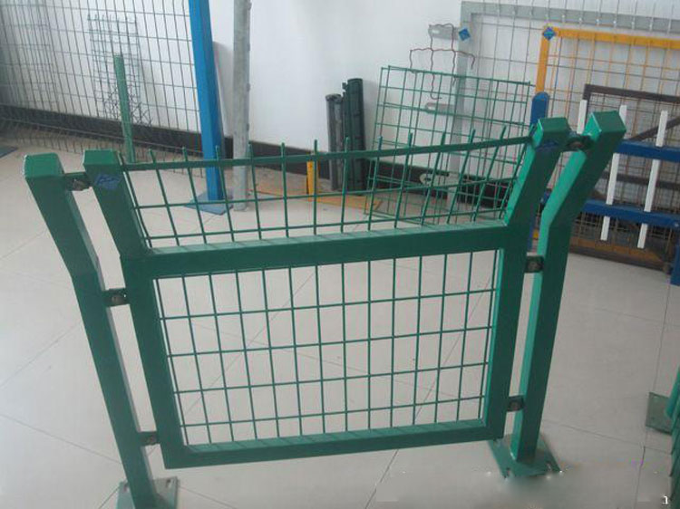 公路圍欄網(wǎng) 公路圍欄網(wǎng)