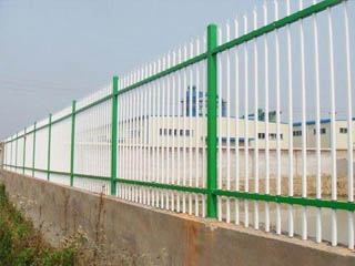 鐵藝圍欄(雙橫桿) 鐵藝圍欄(雙橫桿)